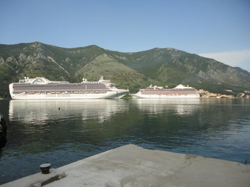 Apartment The Sea Coast Kotor Extérieur photo