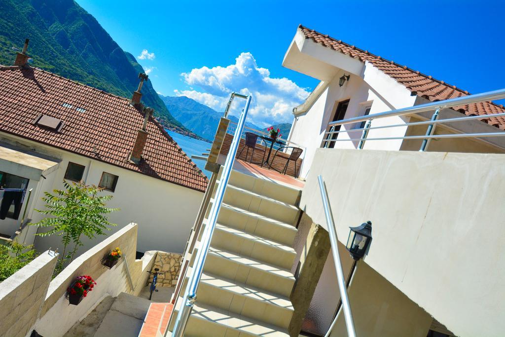 Apartment The Sea Coast Kotor Extérieur photo