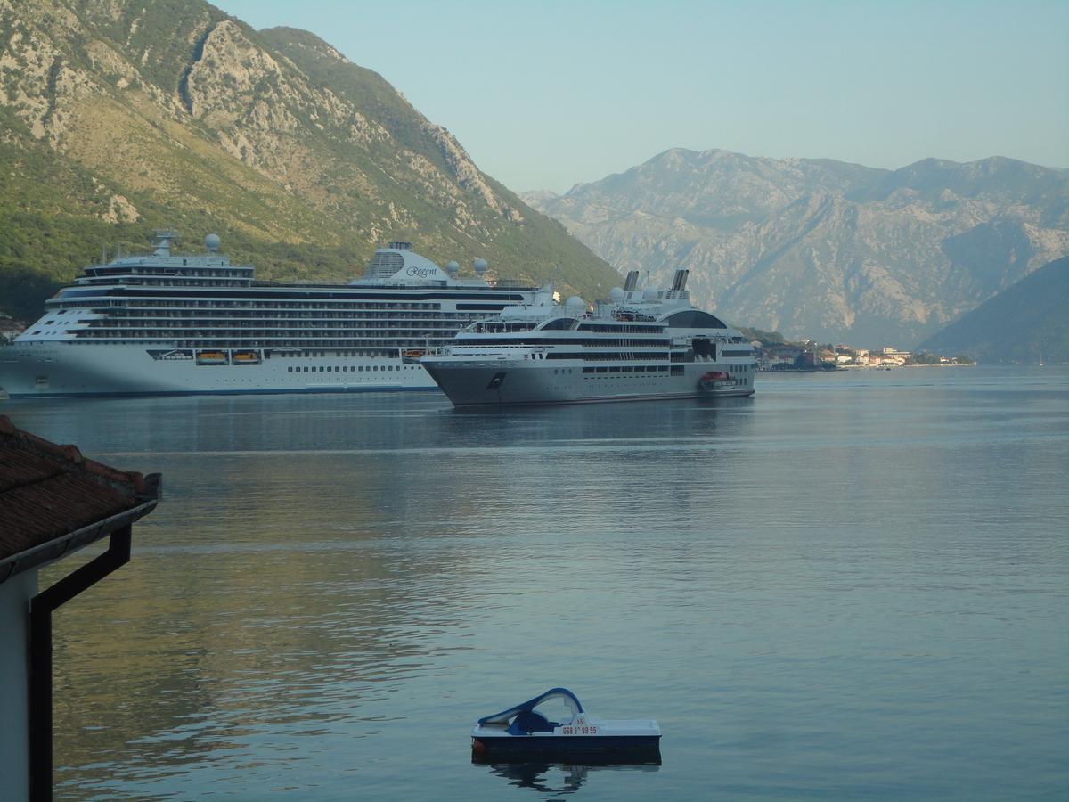 Apartment The Sea Coast Kotor Extérieur photo